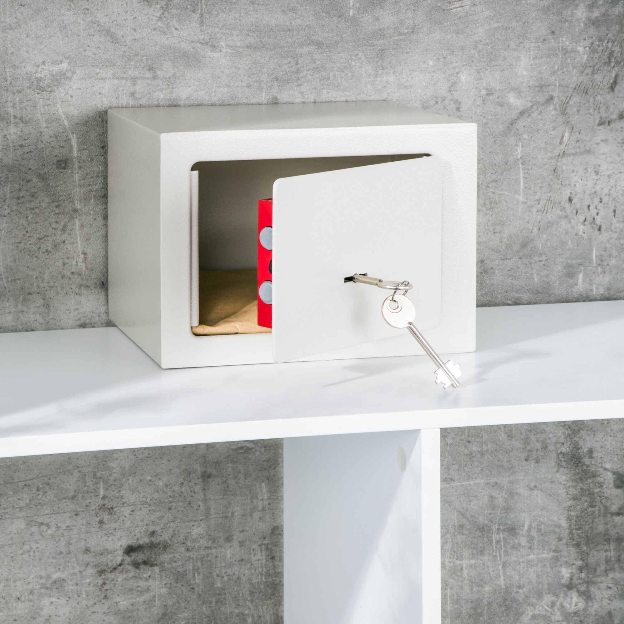 Safe mit 2 Schlüsseln